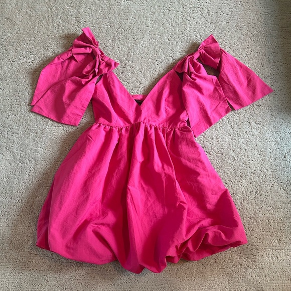 NEW Barbie pink bow dress, NWT, Size XS - Picture 3 of 4